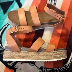 Spring Step Tan Platform Sandals
